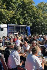 Biker beim Frühstück