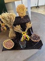 Erntedankgaben am Altar